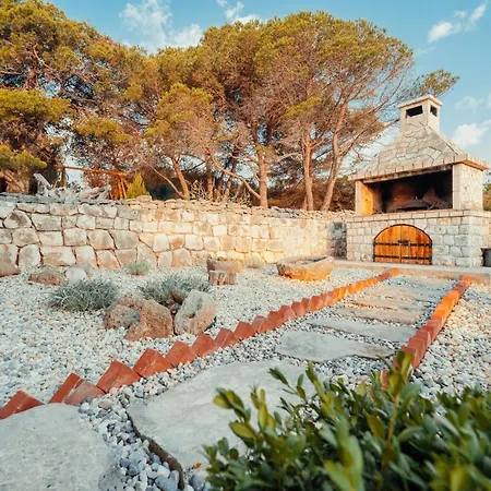 Sakarun Gasthuis Veli Rat