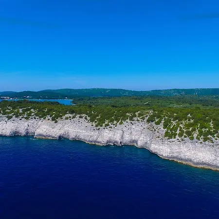 Gostinjska kuća Sakarun 3*