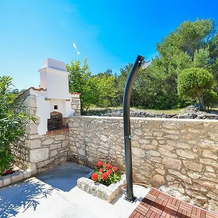 Gostinjska kuća Sakarun