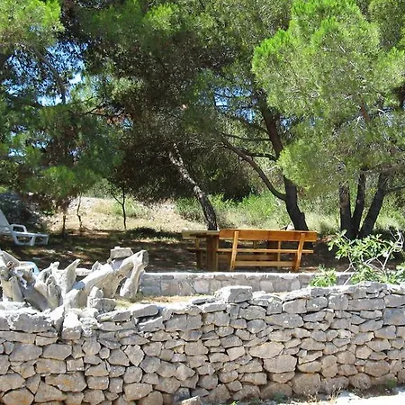 Gostinjska kuća Sakarun Veli Rat