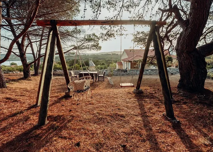 Sakarun 3* Вели-Рат