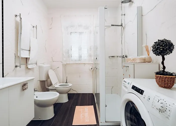 Sakarun Вели-Рат