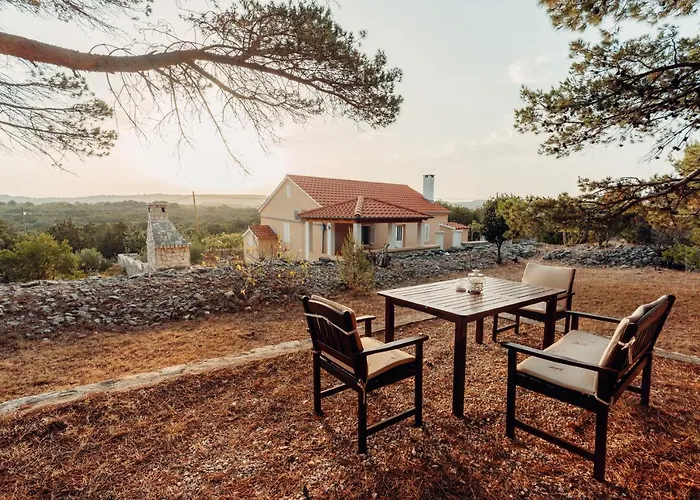 Sakarun Вели-Рат