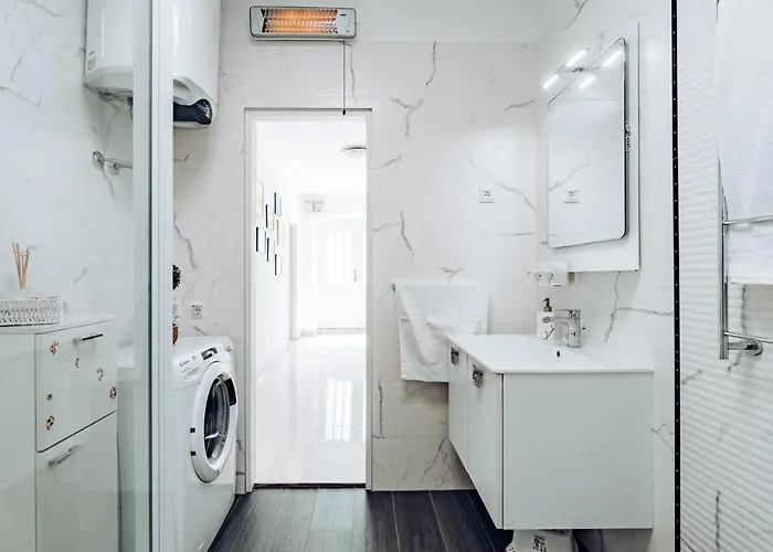 Sakarun 3* Вели-Рат