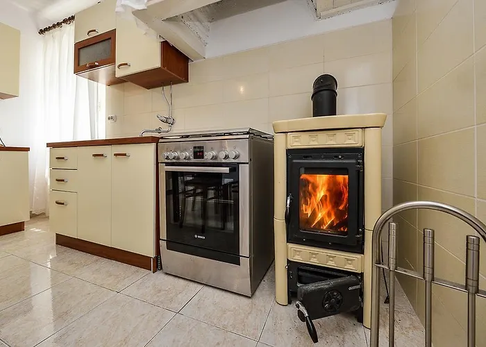 Sakarun Вели-Рат